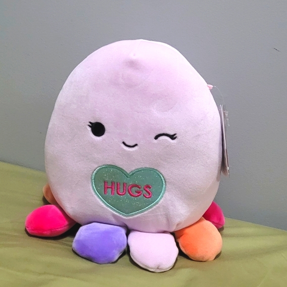 8" Valentine's Day Squishmallow, Beula - Picture 1 of 3